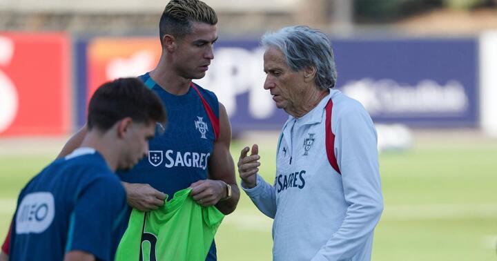 Portugal coach should apologize to Cristiano Ronaldo — Man United Legend Rio Ferdinand