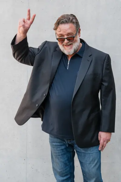 Oscar winning actor Russell Crowe, 61, reveals how he lost 57 pounds of weight