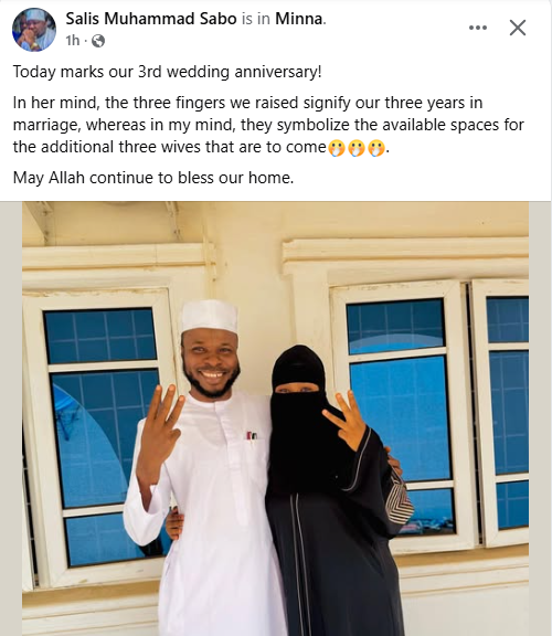 The three fingers we raised symbolize available spaces for additional 3 wives - Nigerian man says as he poses with his wife on their third wedding anniversary