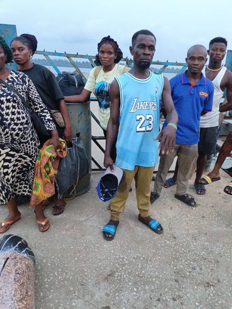 Troops receive rescued kidnap victims, arrest suspected gunrunner in Cross River