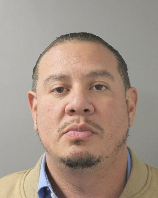 Dad f@tally shoots innocent Amazon manager after mistaking him for daughter?s kidnapper (video)