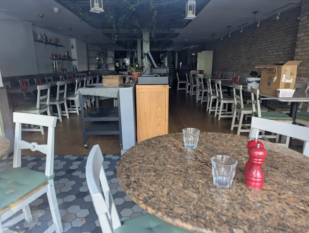 Italian restaurant slams neighbors and customers in scathing farewell letter after shutting down business