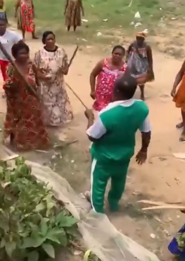 Drama as angry women flog alleged abusive husband, ?Father Lion? (video)