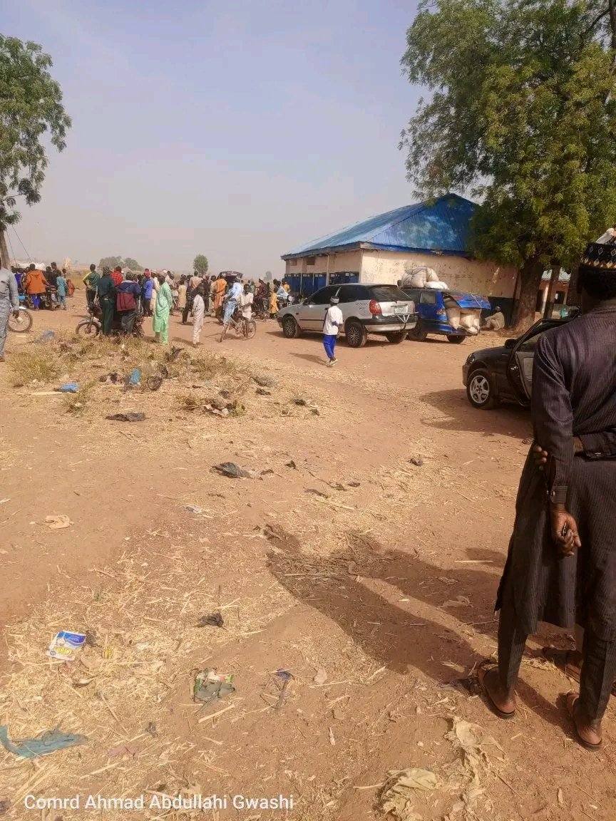 Four passengers feared d3ad as IED planted by bandits hits vehicle in Zamfara